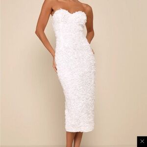 Lulu's White Textured Strapless Midi Dress